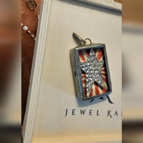 Jewel Kade Silver Star Pendant with Red and White Background - Picture 3 of 4